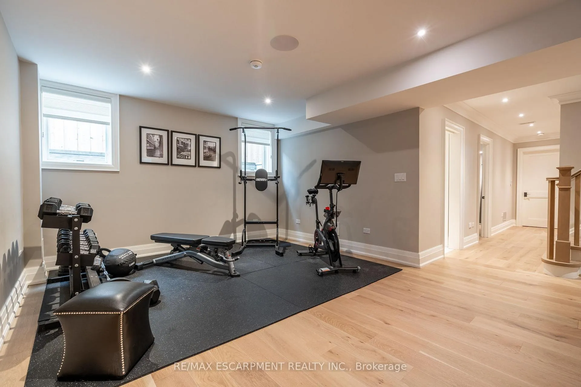 Photo 20 of 385 Pine Cove Road, Burlington, Roseland — HOMEH