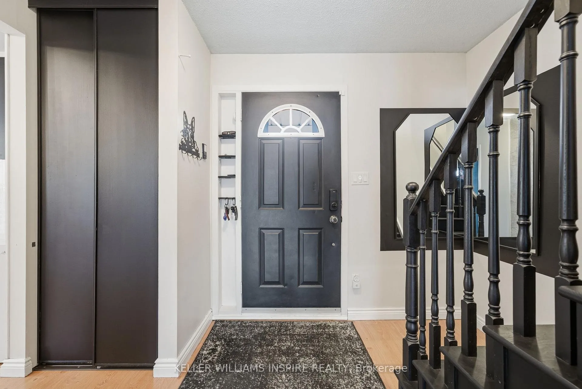 Photo 3 of 321 Killarney Court, Oshawa, Lakeview — HOMEH