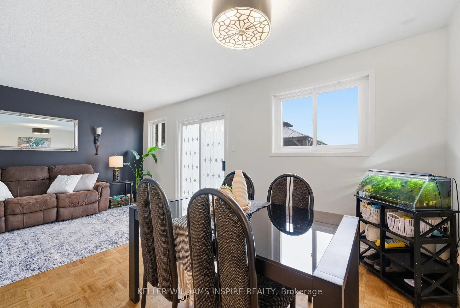 Photo 10 of 321 Killarney Court, Oshawa, Lakeview — HOMEH