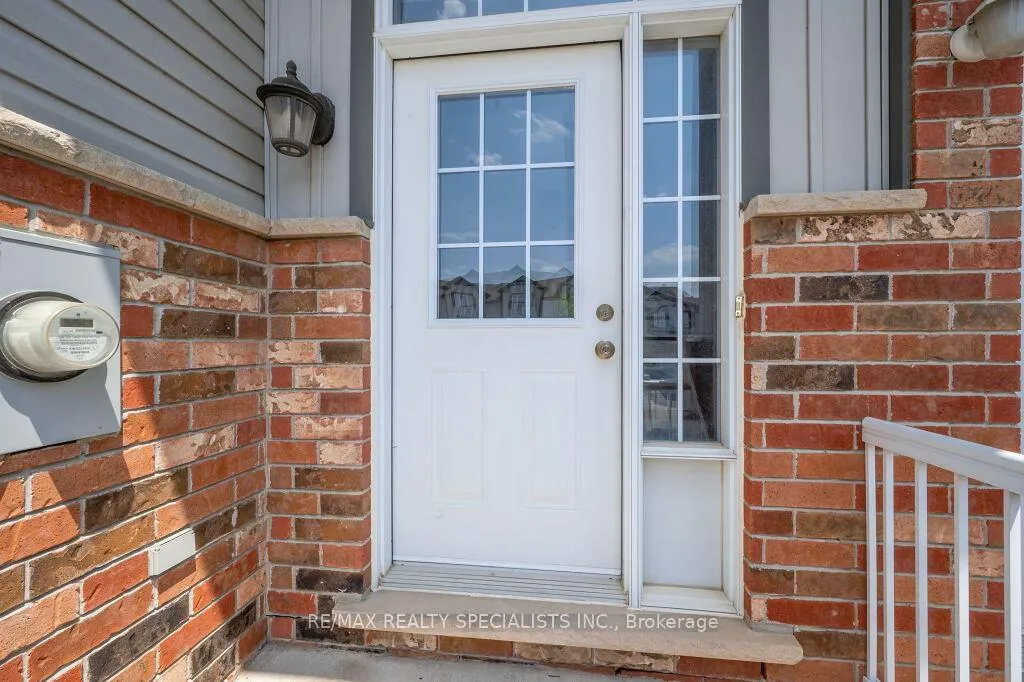 Photo 5 of 6 Madeleine Street, Kitchener, Huron Park — HOMEH