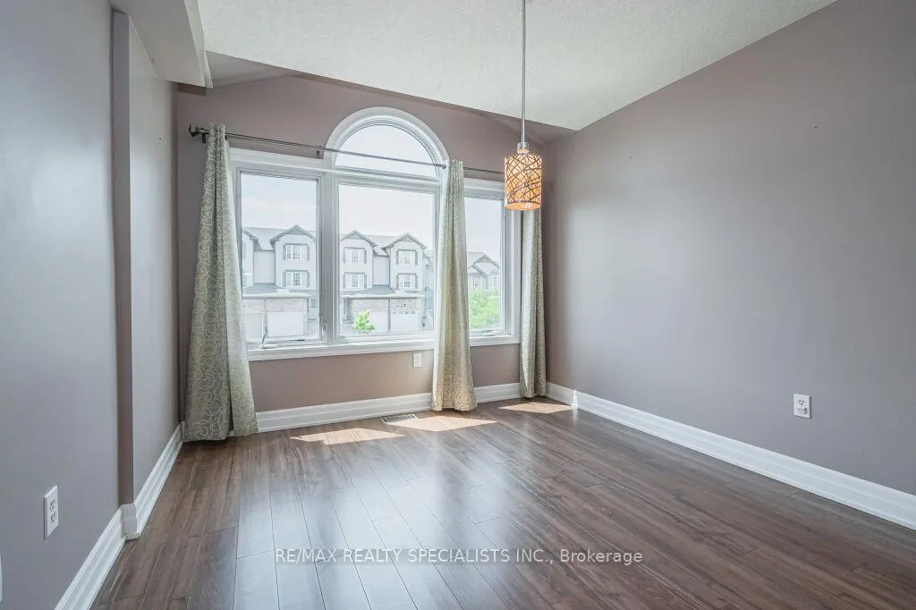 Photo 11 of 6 Madeleine Street, Kitchener, Huron Park — HOMEH