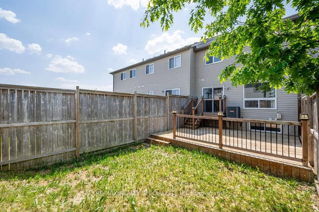 Photo 35 of 6 Madeleine Street, Kitchener, Huron Park — HOMEH