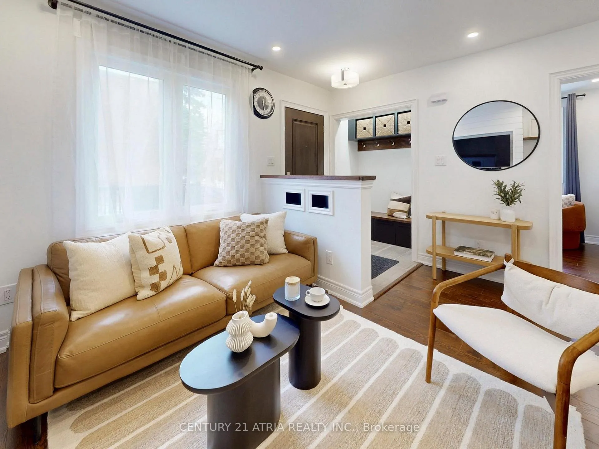 Photo 8 of 534 Silverthorn Avenue, Toronto, Keelesdale-Eglinton West — HOMEH
