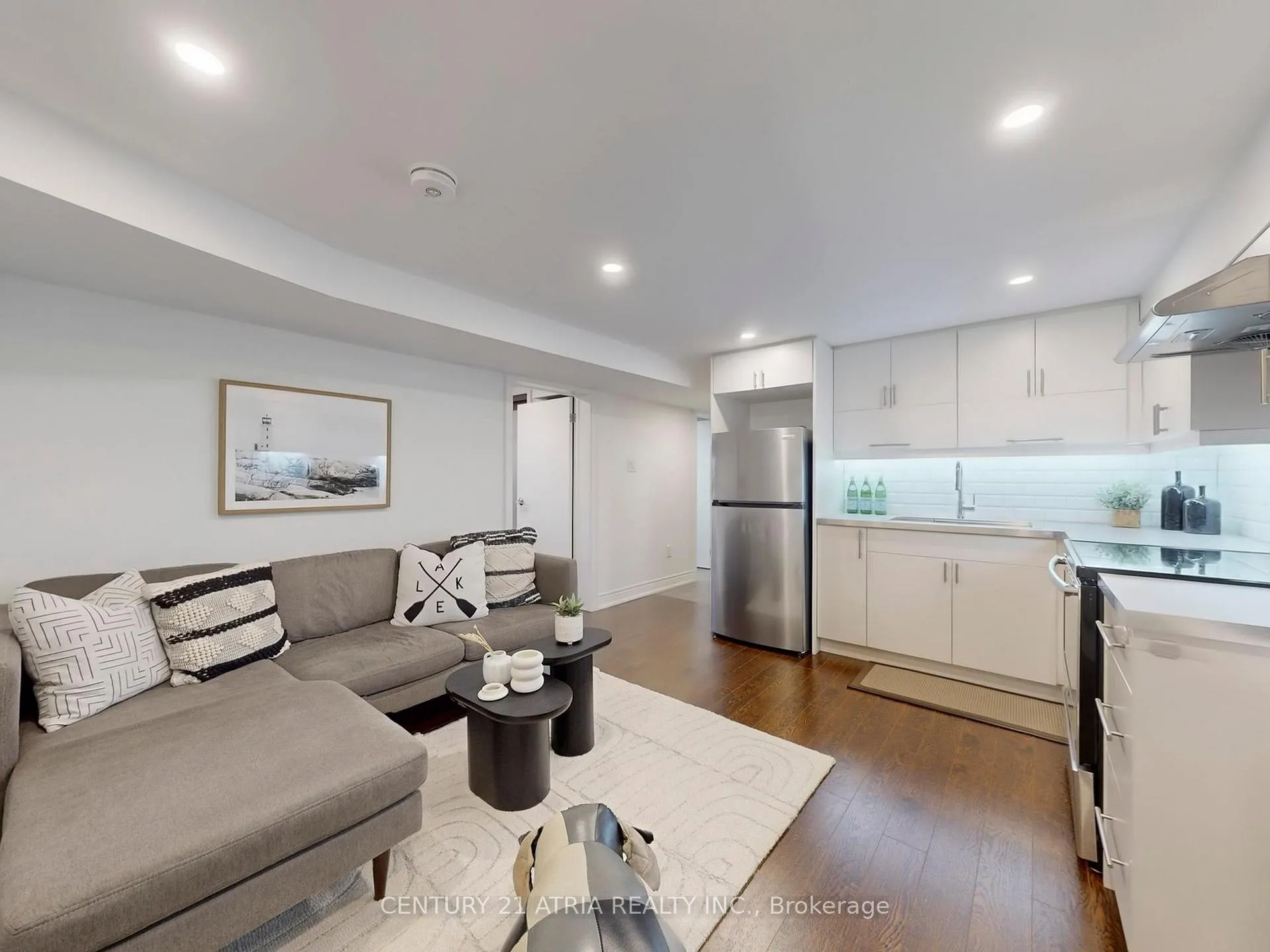 Photo 33 of 534 Silverthorn Avenue, Toronto, Keelesdale-Eglinton West — HOMEH