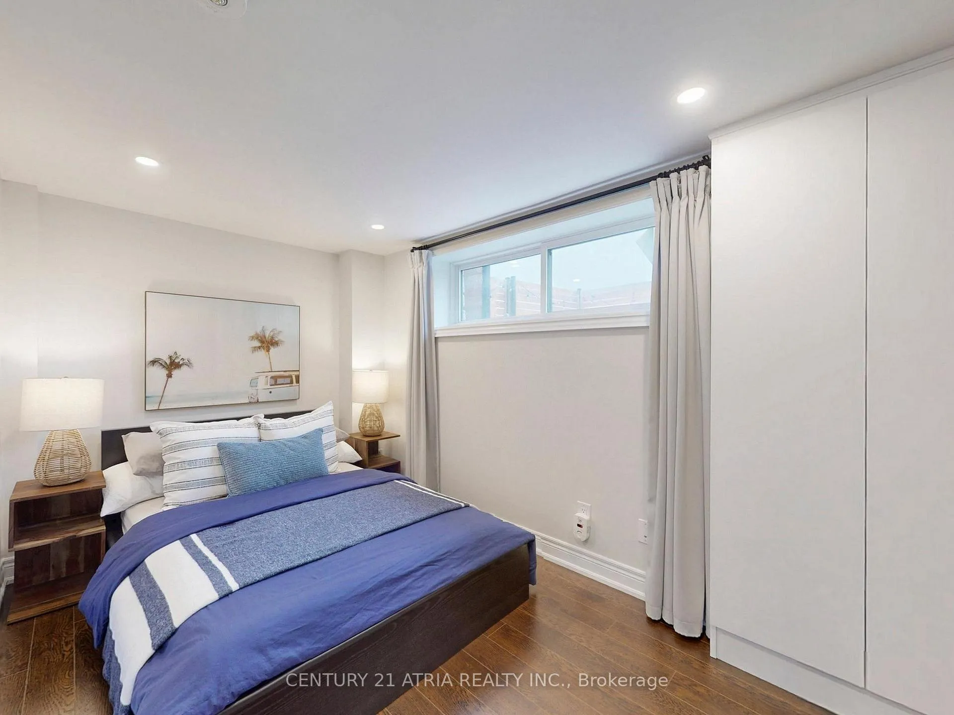 Photo 37 of 534 Silverthorn Avenue, Toronto, Keelesdale-Eglinton West — HOMEH