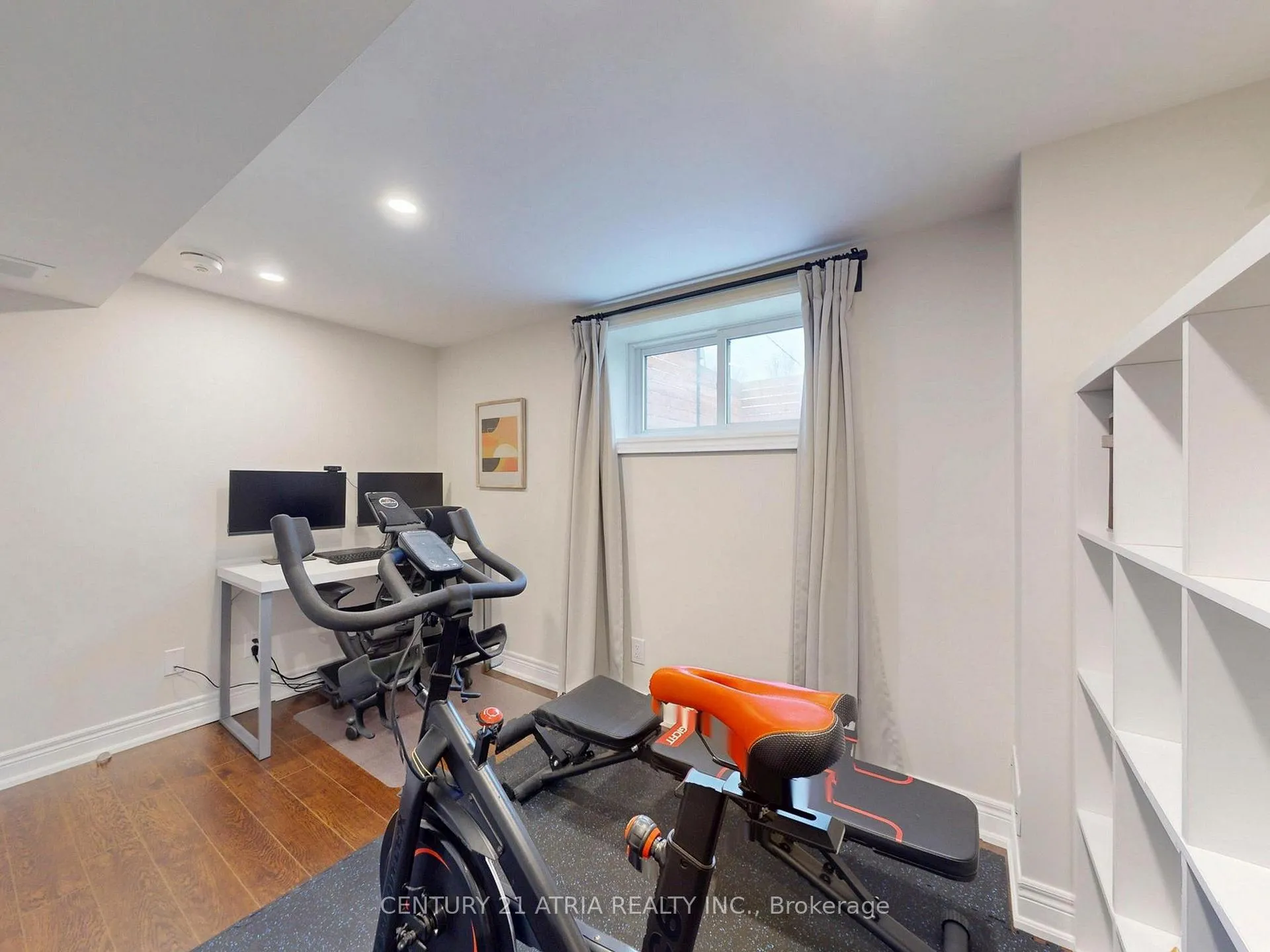 Photo 42 of 534 Silverthorn Avenue, Toronto, Keelesdale-Eglinton West — HOMEH