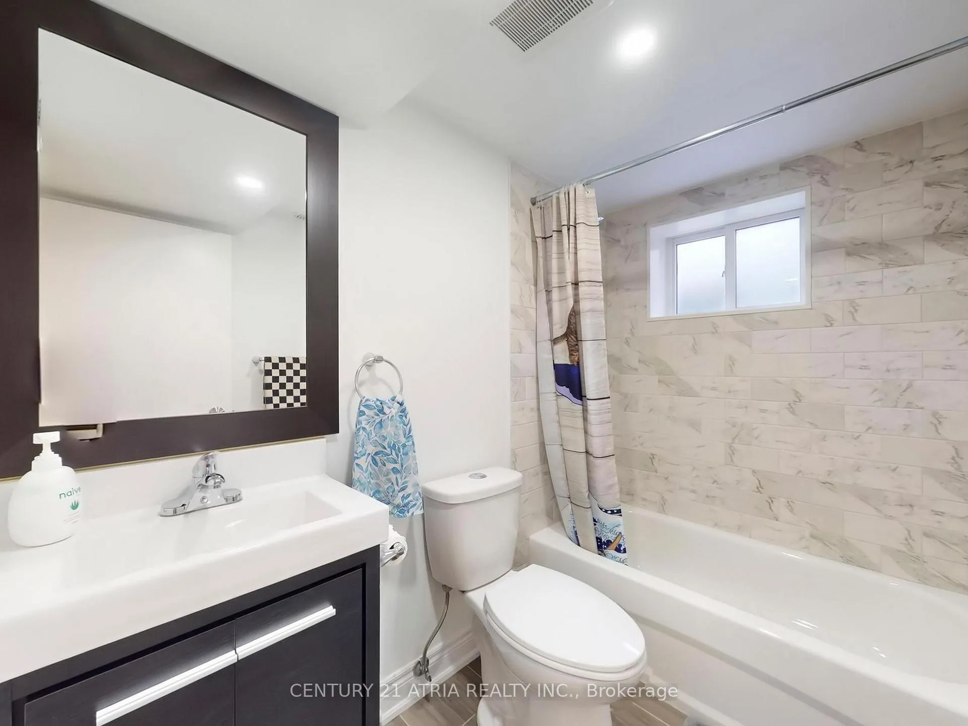 Photo 43 of 534 Silverthorn Avenue, Toronto, Keelesdale-Eglinton West — HOMEH
