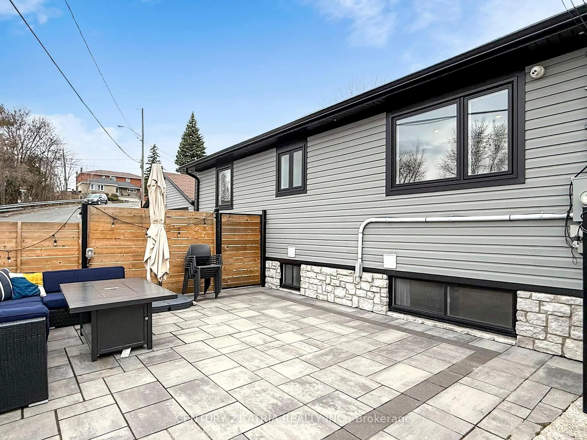 Photo 45 of 534 Silverthorn Avenue, Toronto, Keelesdale-Eglinton West — HOMEH