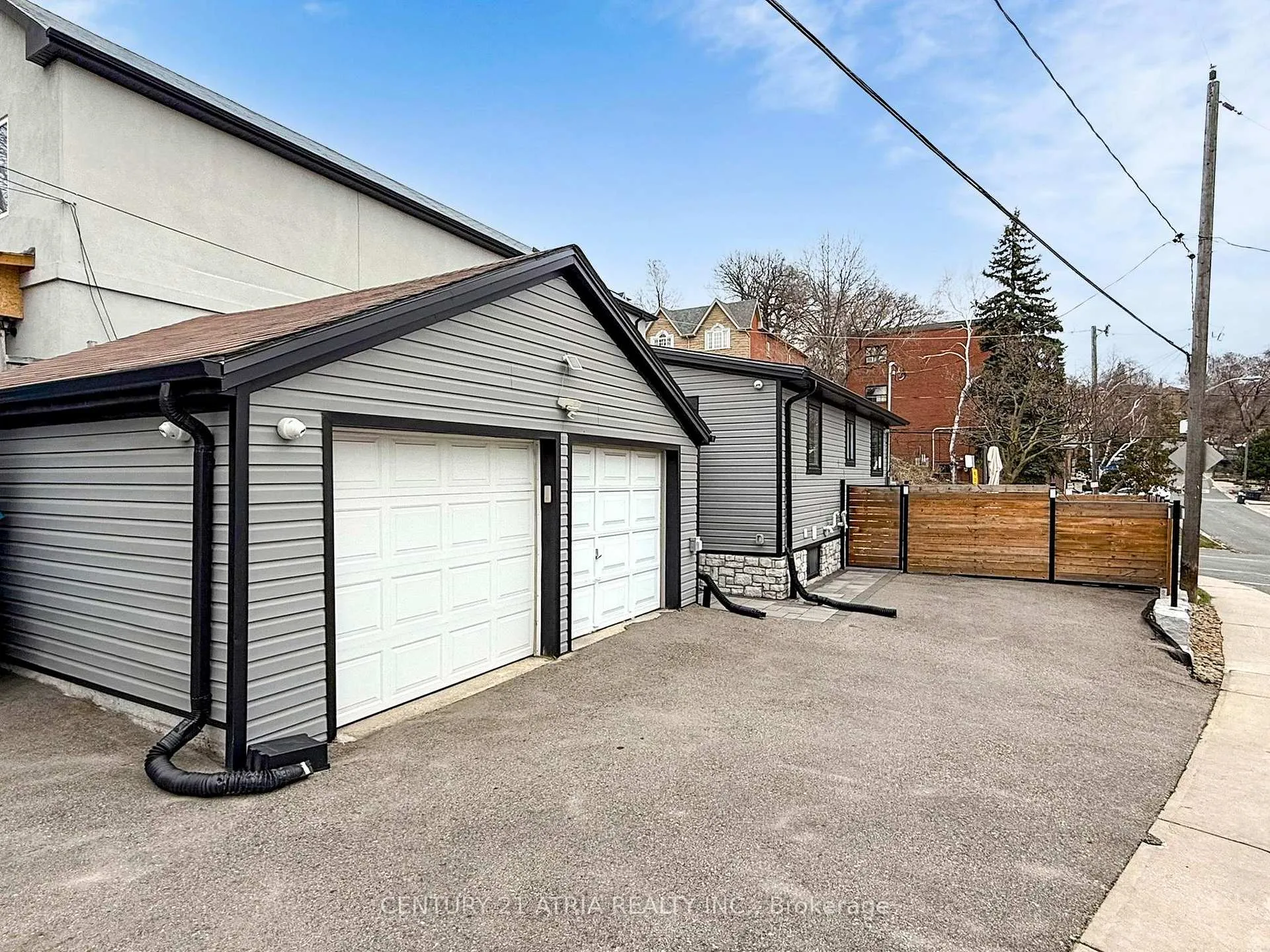 Photo 48 of 534 Silverthorn Avenue, Toronto, Keelesdale-Eglinton West — HOMEH