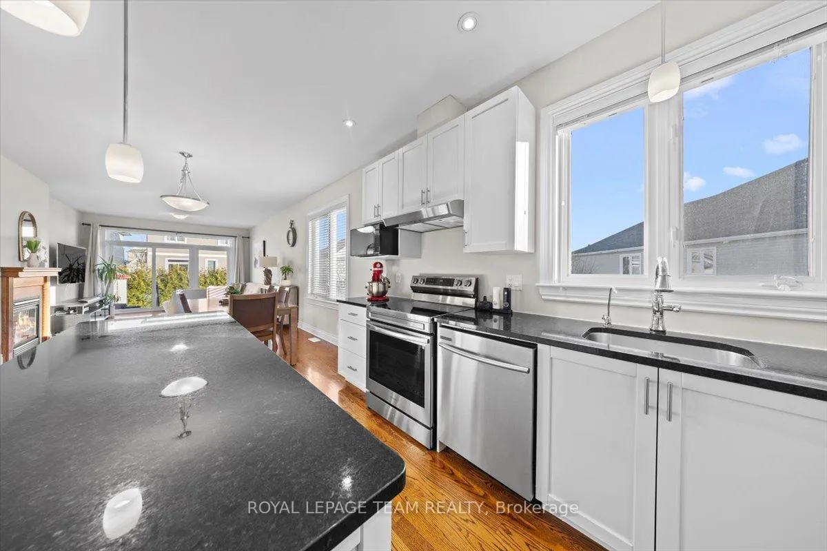 Photo 10 of 53 Desmond Trudeau Drive, Arnprior — HOMEH