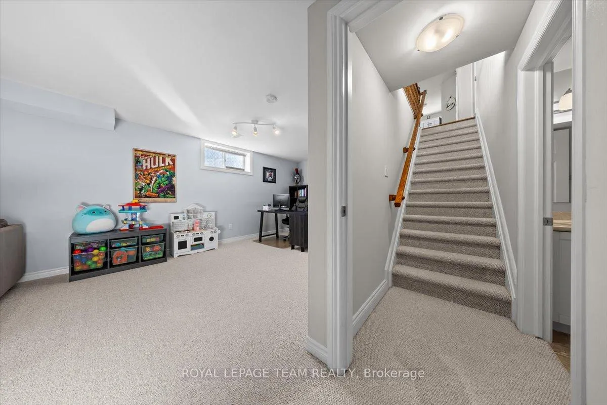Photo 32 of 53 Desmond Trudeau Drive, Arnprior — HOMEH
