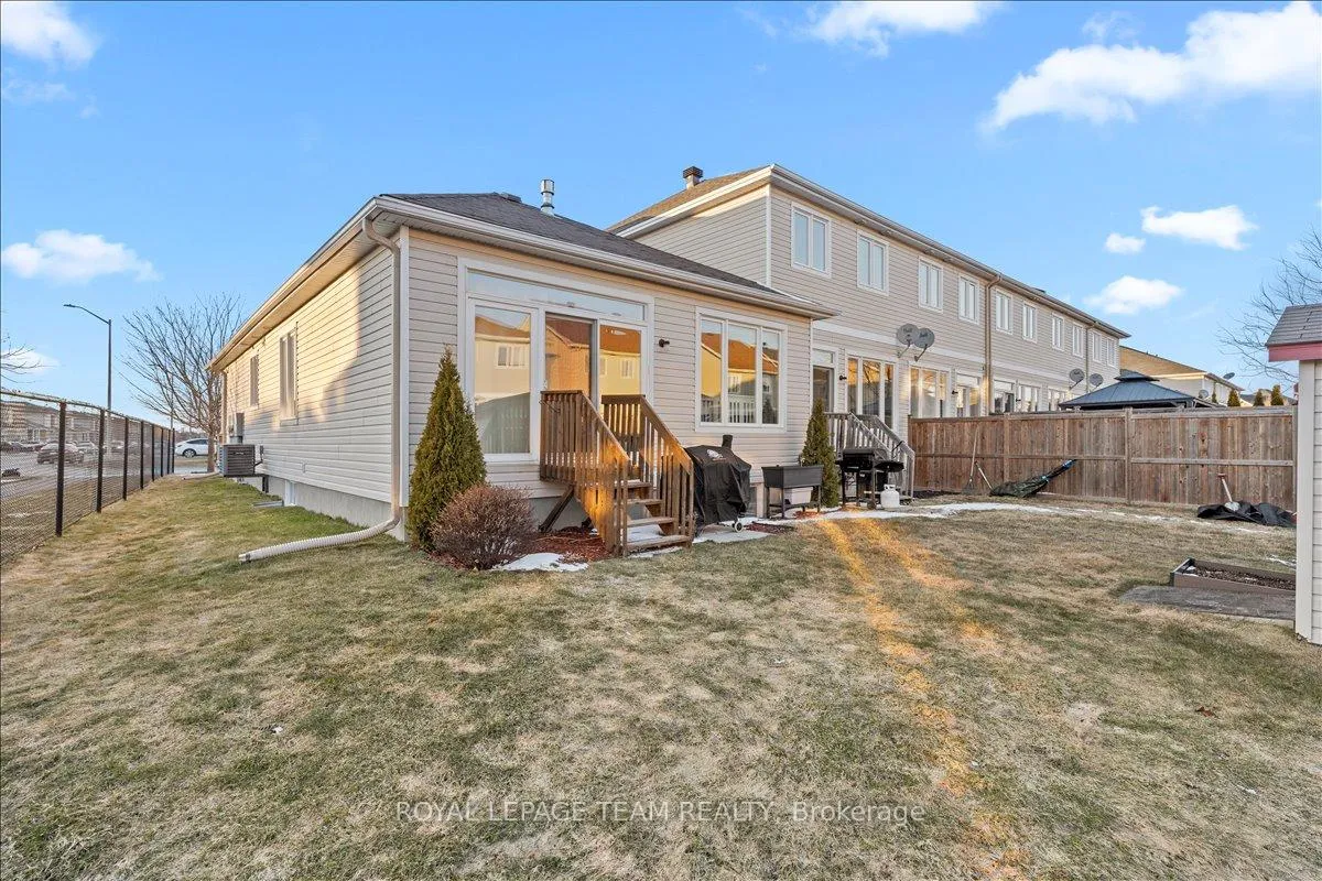 Photo 39 of 53 Desmond Trudeau Drive, Arnprior — HOMEH