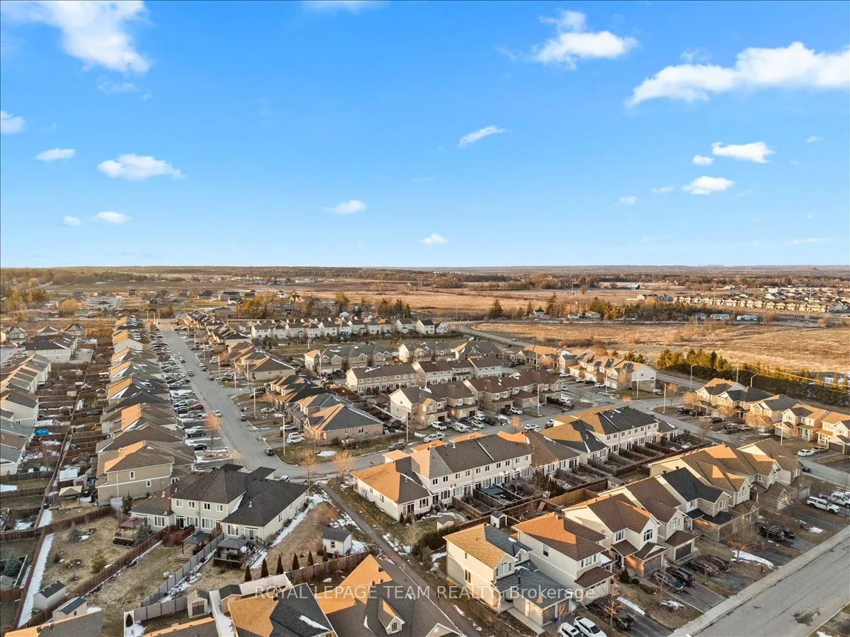 Photo 43 of 53 Desmond Trudeau Drive, Arnprior — HOMEH