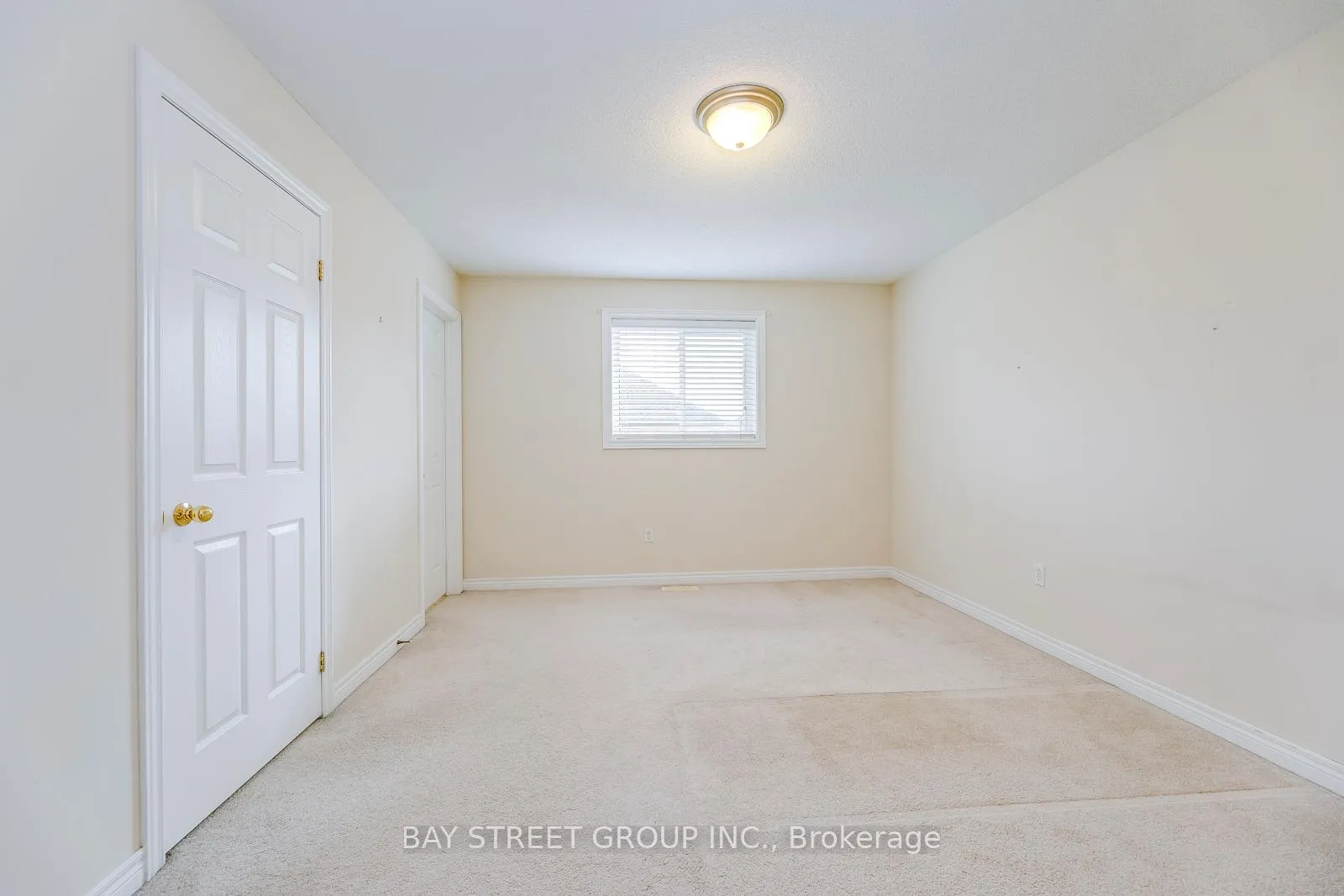 Photo 17 of 5218 Garland Crescent, Burlington, Orchard — HOMEH