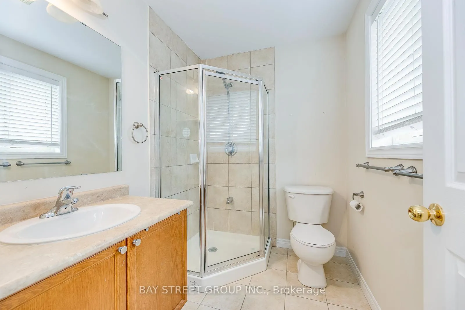Photo 20 of 5218 Garland Crescent, Burlington, Orchard — HOMEH