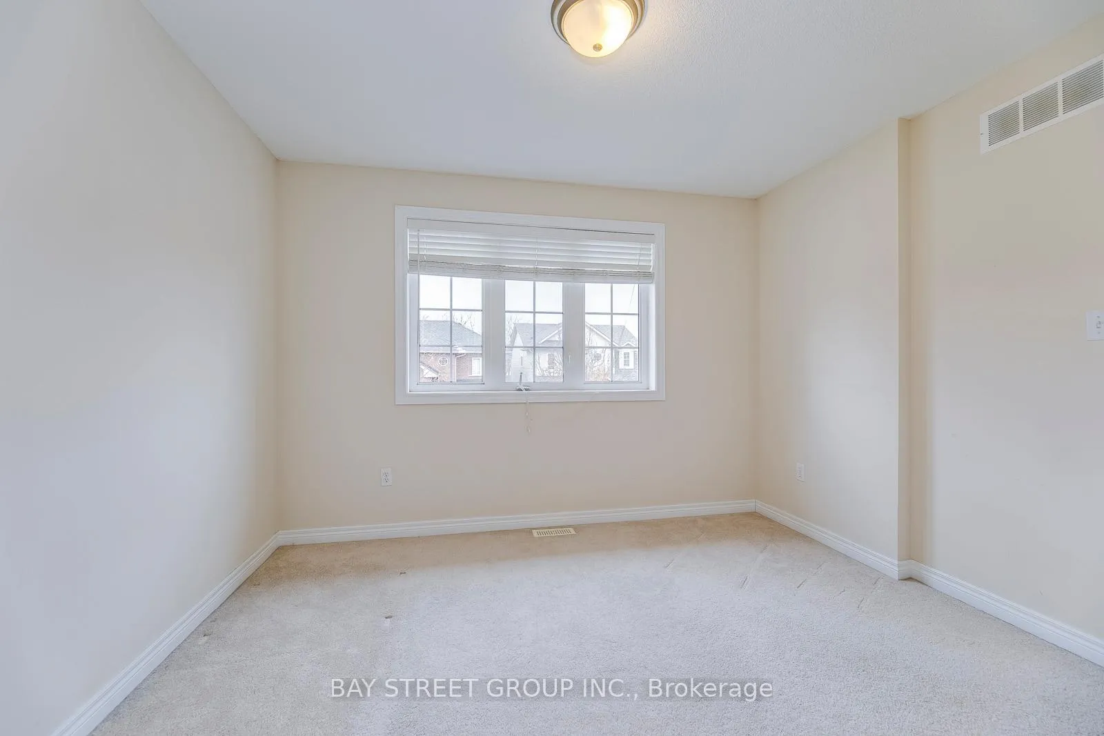 Photo 24 of 5218 Garland Crescent, Burlington, Orchard — HOMEH