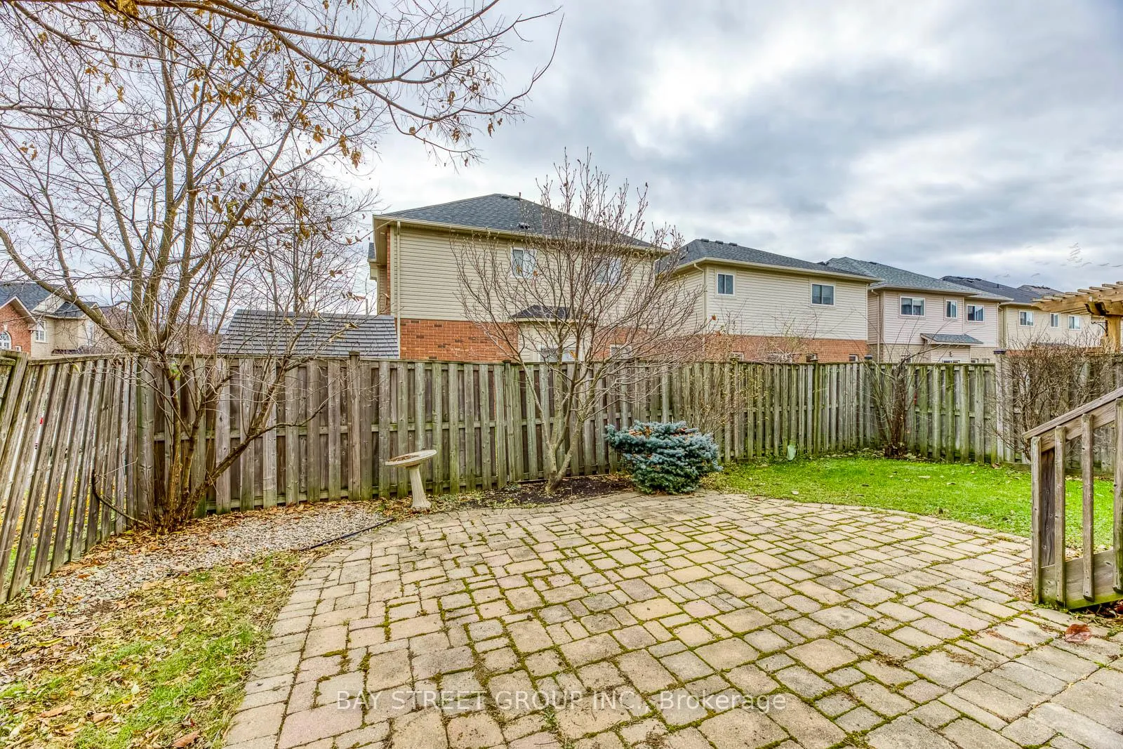 Photo 28 of 5218 Garland Crescent, Burlington, Orchard — HOMEH