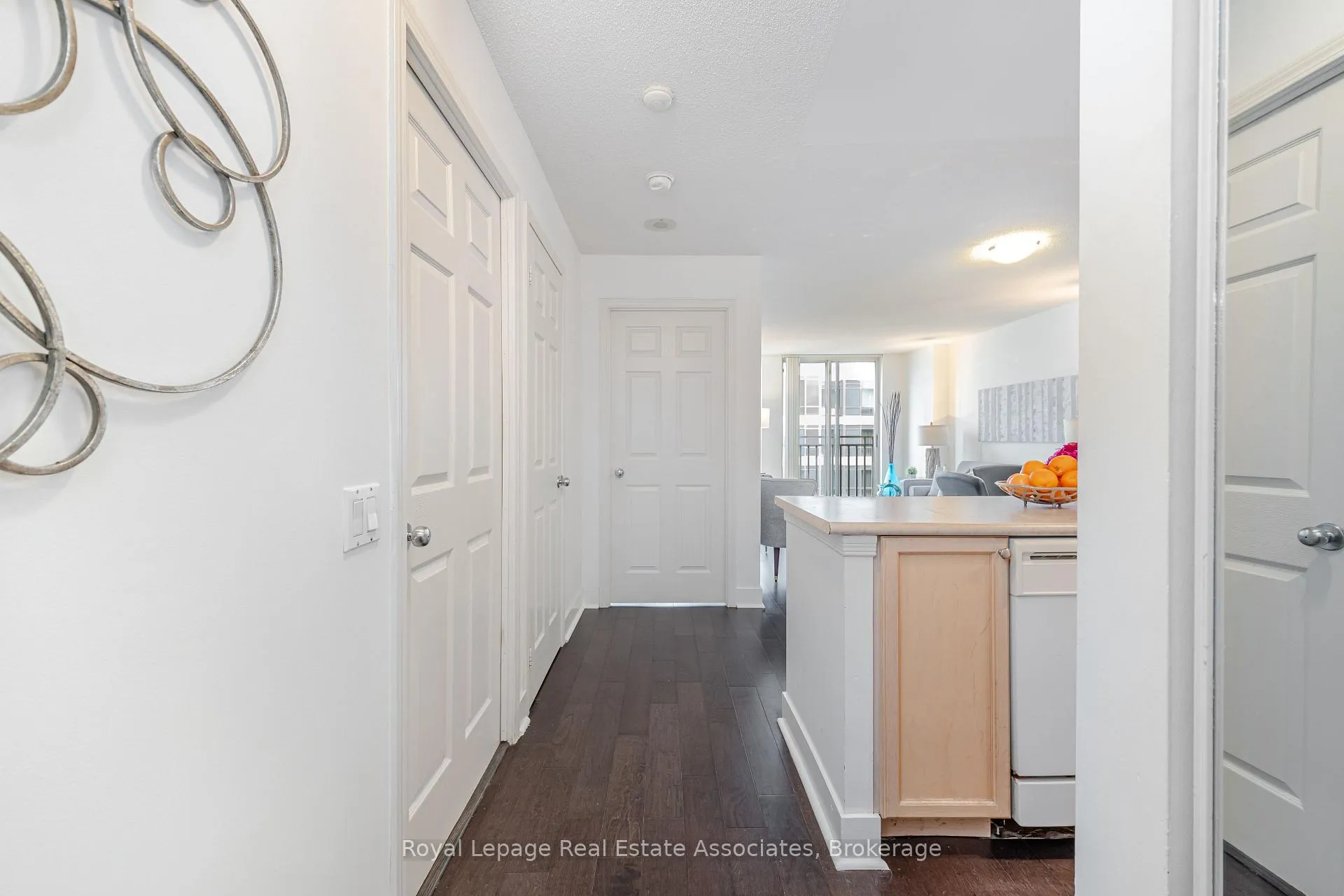 Photo 6 of Unit 1507, 388 Bloor Street E, Toronto, Rosedale-Moore Park — HOMEH