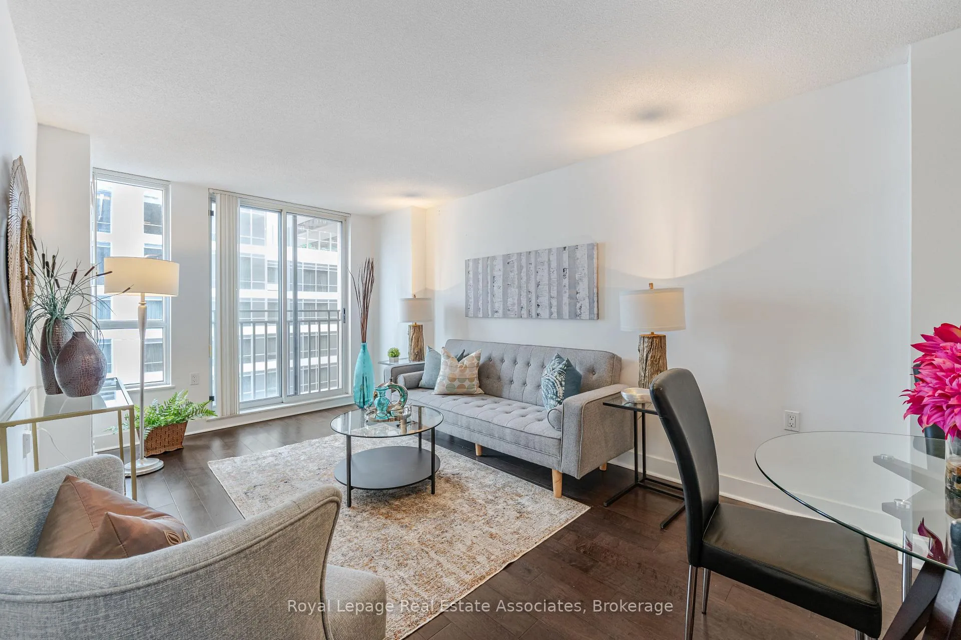 Photo 12 of Unit 1507, 388 Bloor Street E, Toronto, Rosedale-Moore Park — HOMEH