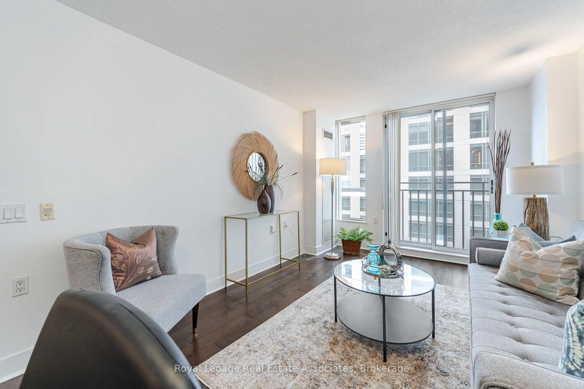 Photo 14 of Unit 1507, 388 Bloor Street E, Toronto, Rosedale-Moore Park — HOMEH