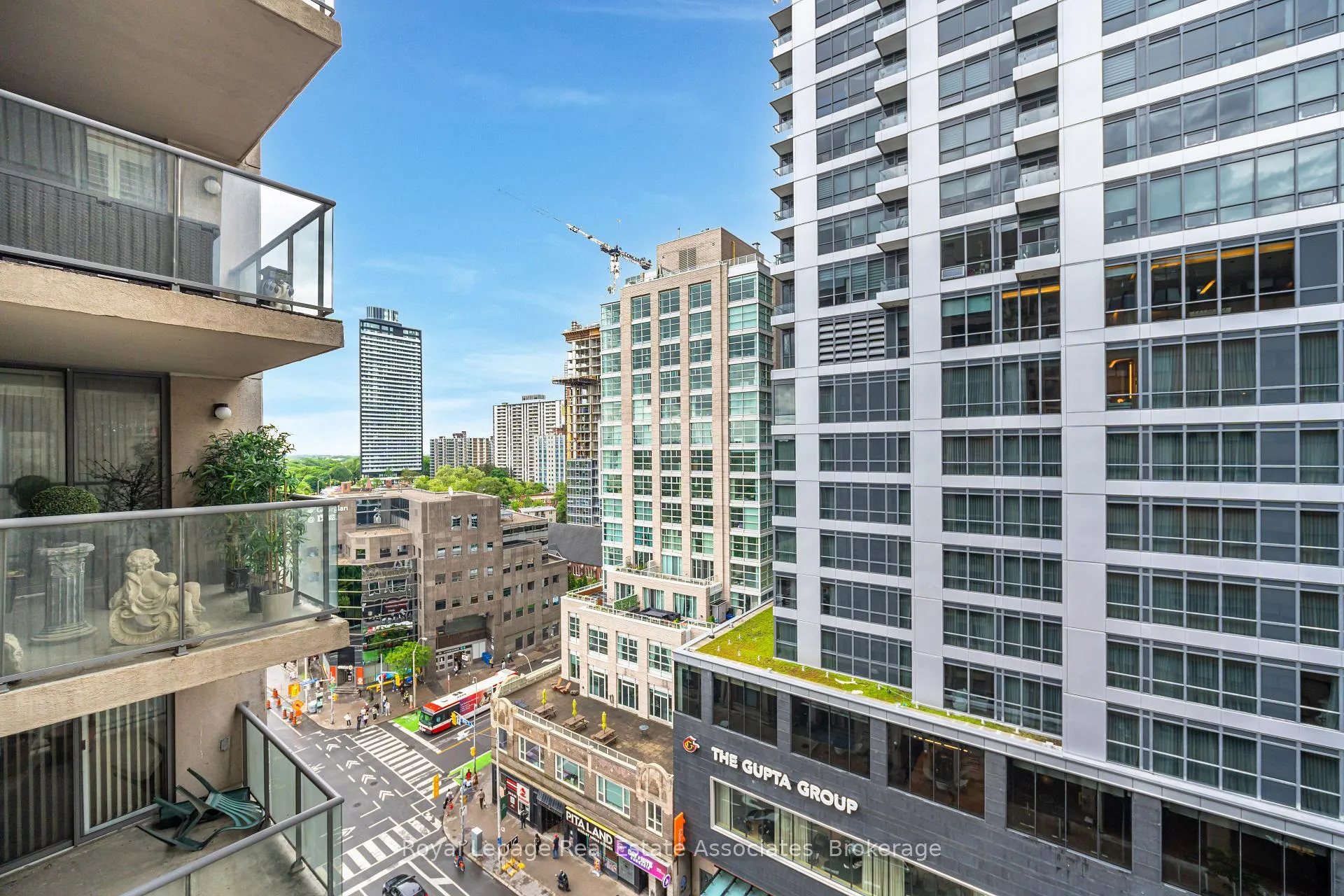 Photo 23 of Unit 1507, 388 Bloor Street E, Toronto, Rosedale-Moore Park — HOMEH