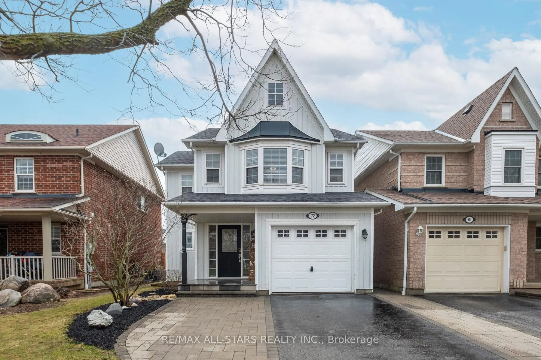 Photo 1 of 72 Wessex Drive, Whitby, Brooklin — HOMEH