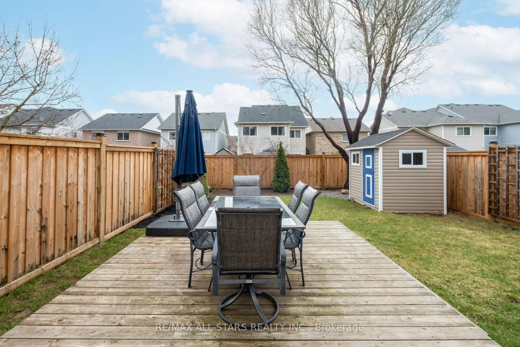 Photo 6 of 72 Wessex Drive, Whitby, Brooklin — HOMEH