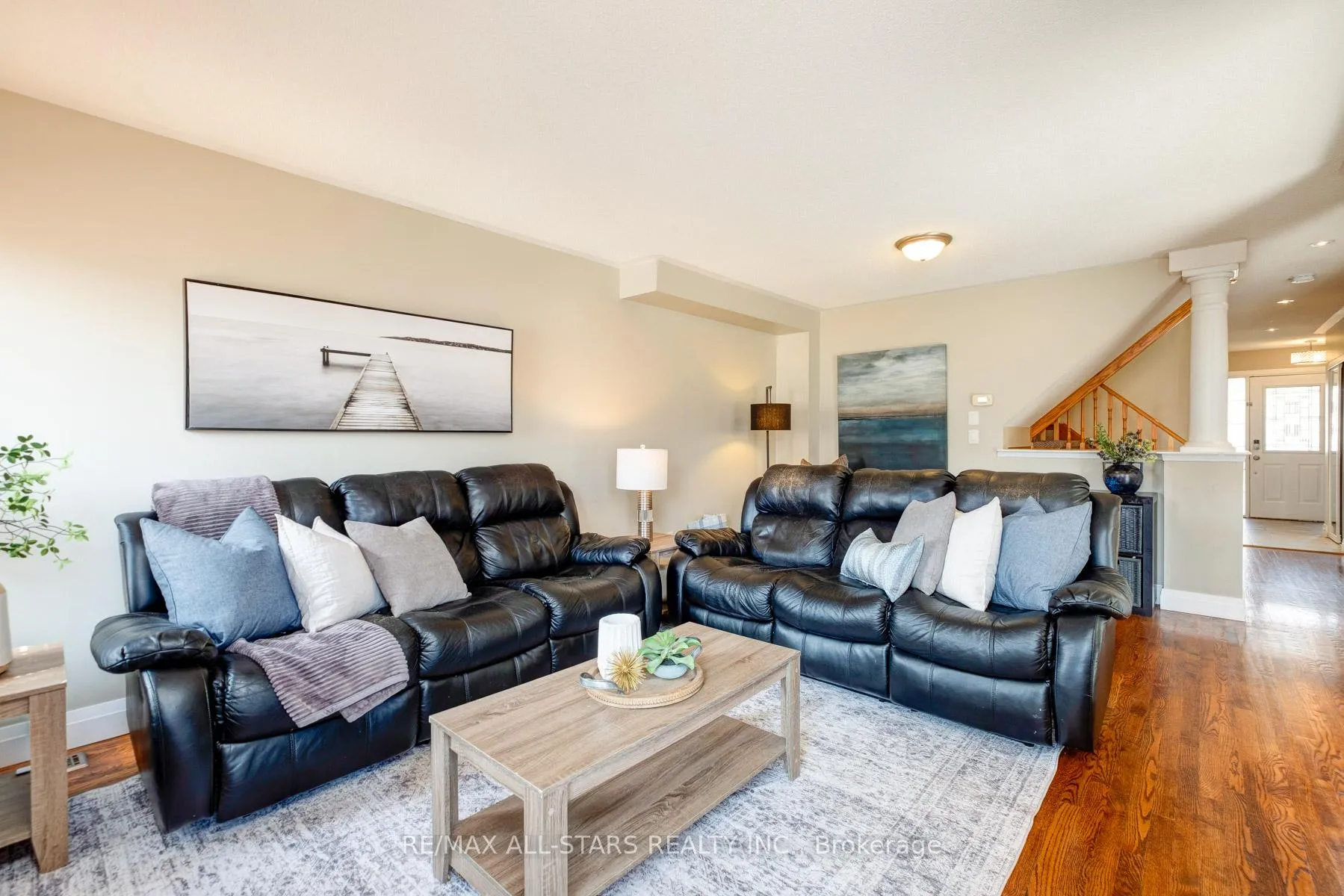 Photo 17 of 72 Wessex Drive, Whitby, Brooklin — HOMEH