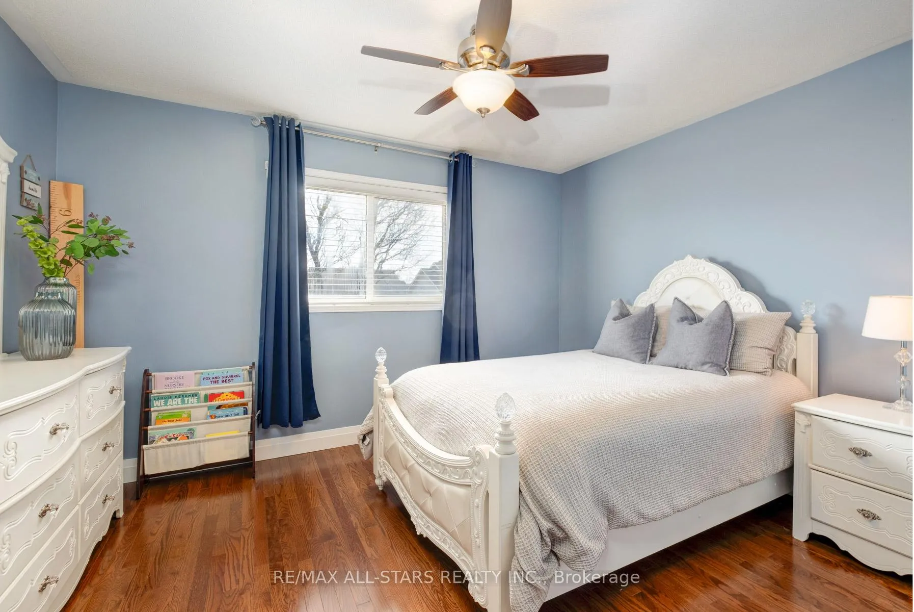 Photo 23 of 72 Wessex Drive, Whitby, Brooklin — HOMEH