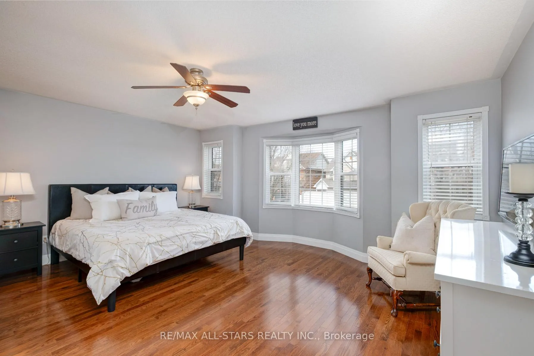 Photo 26 of 72 Wessex Drive, Whitby, Brooklin — HOMEH