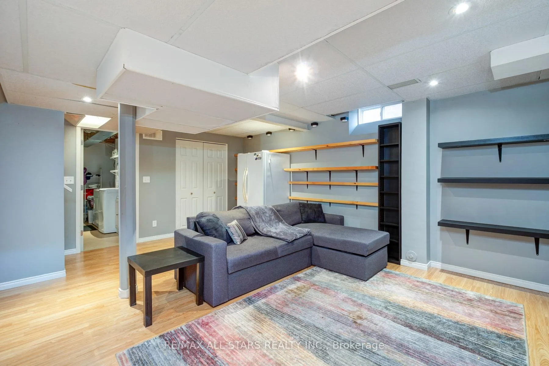 Photo 36 of 72 Wessex Drive, Whitby, Brooklin — HOMEH