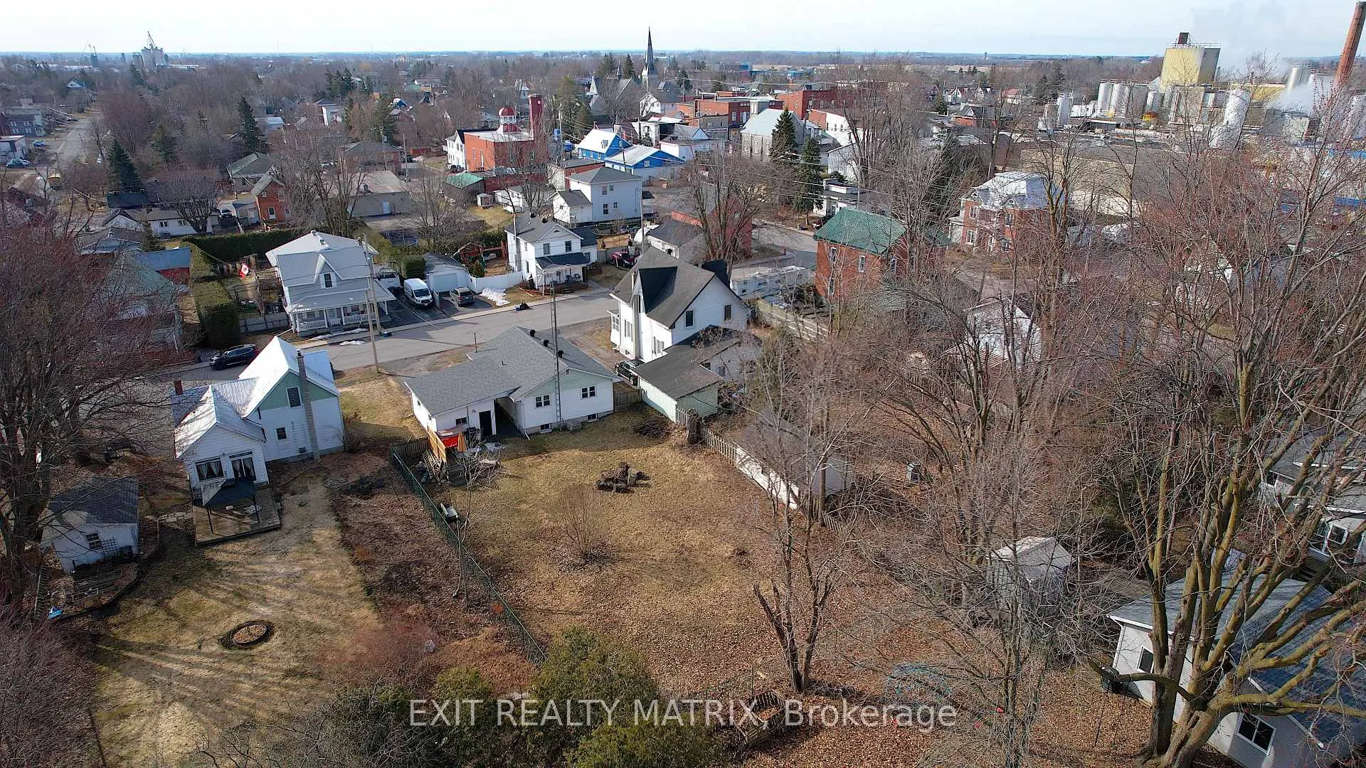 Photo 33 of 474 Queen Street, North Dundas, Winchester — HOMEH