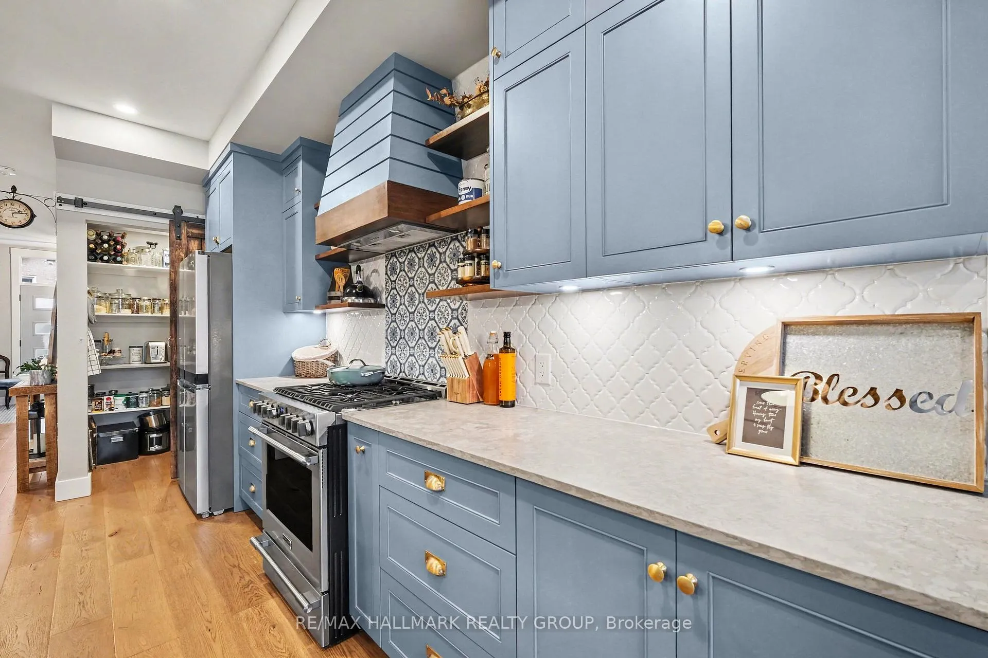 Photo 11 of 28 King George Street, Ottawa, Overbrook — HOMEH