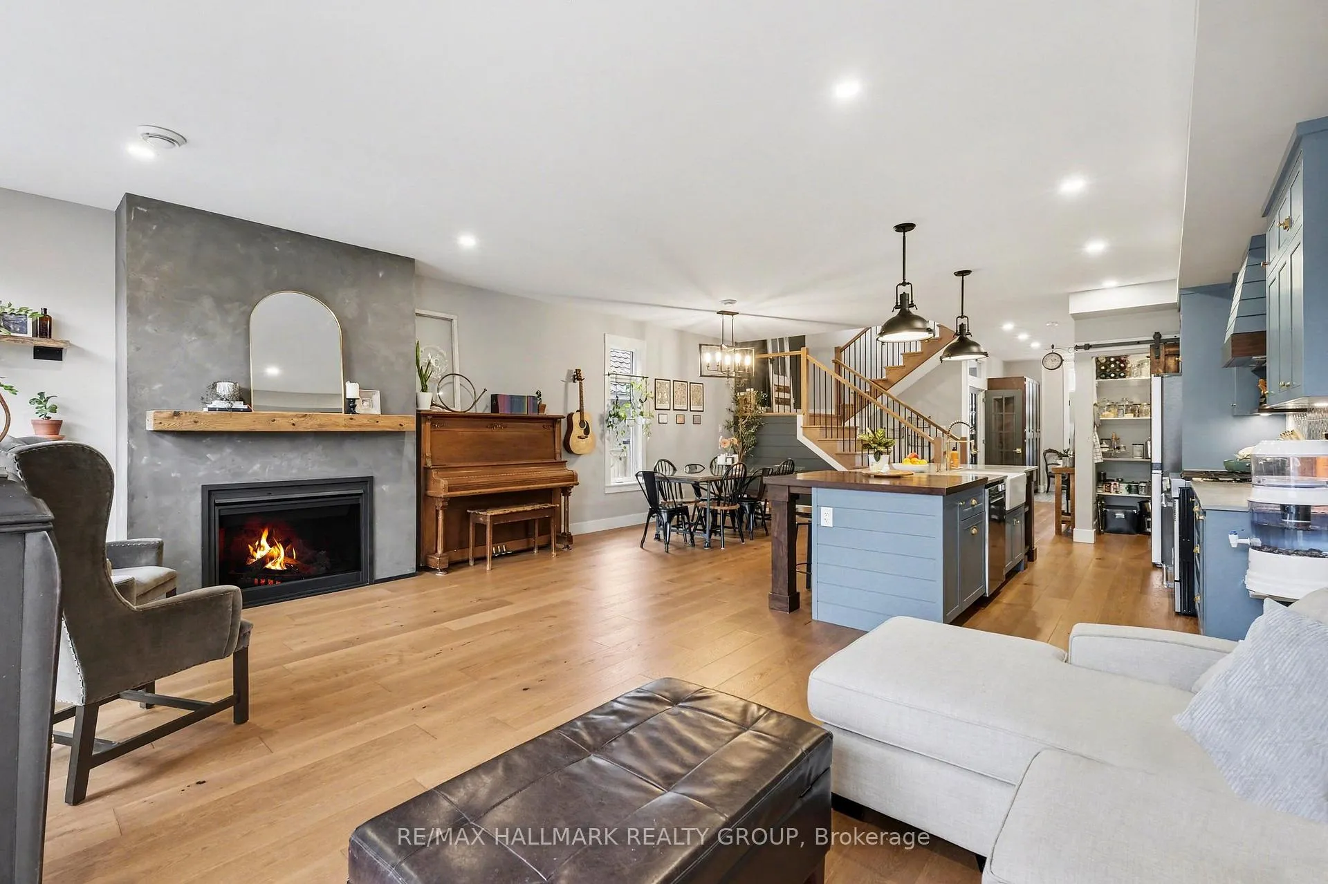 Photo 14 of 28 King George Street, Ottawa, Overbrook — HOMEH