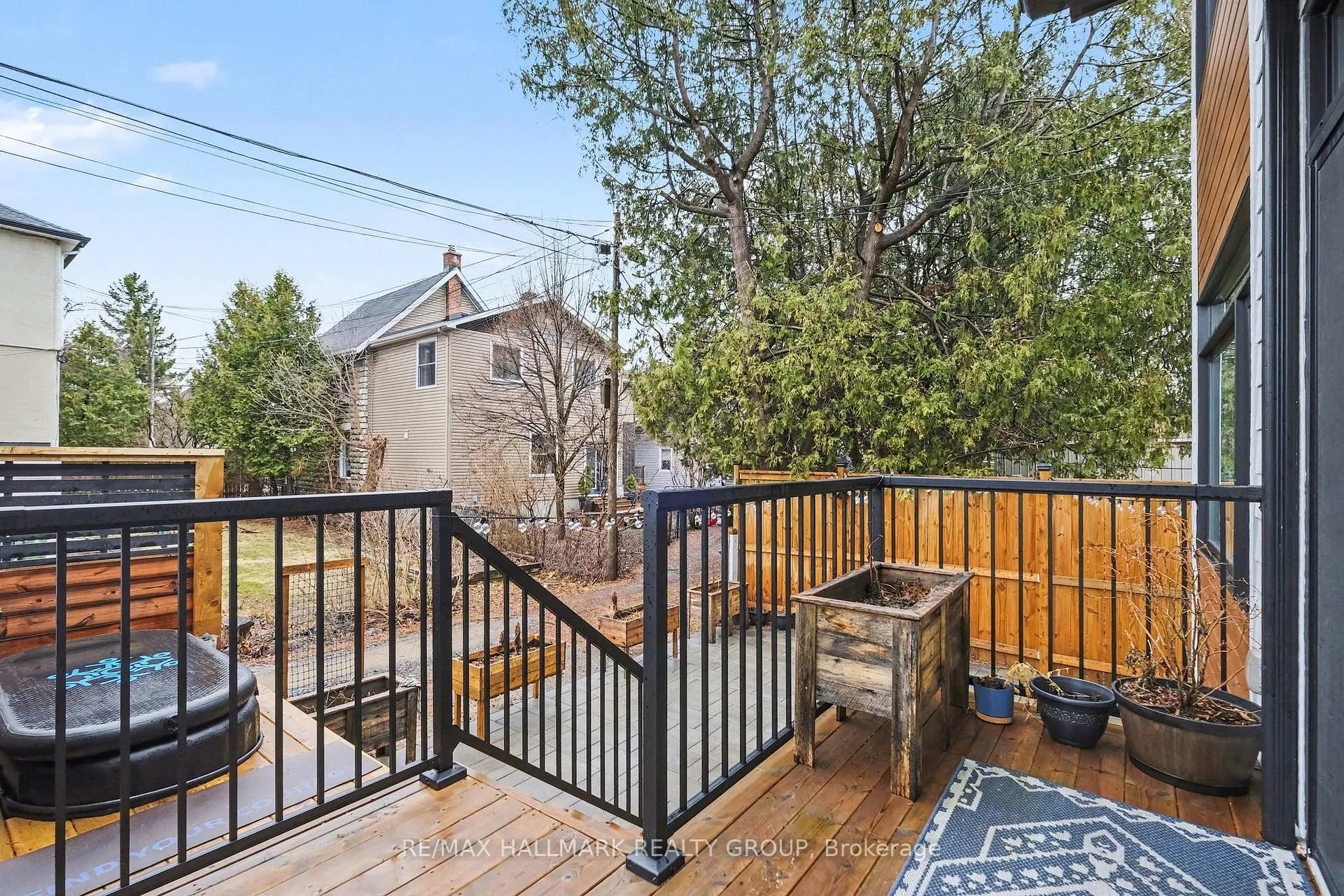 Photo 35 of 28 King George Street, Ottawa, Overbrook — HOMEH