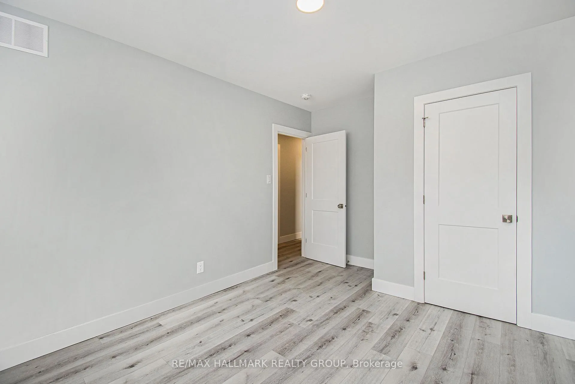 Photo 45 of 28 King George Street, Ottawa, Overbrook — HOMEH