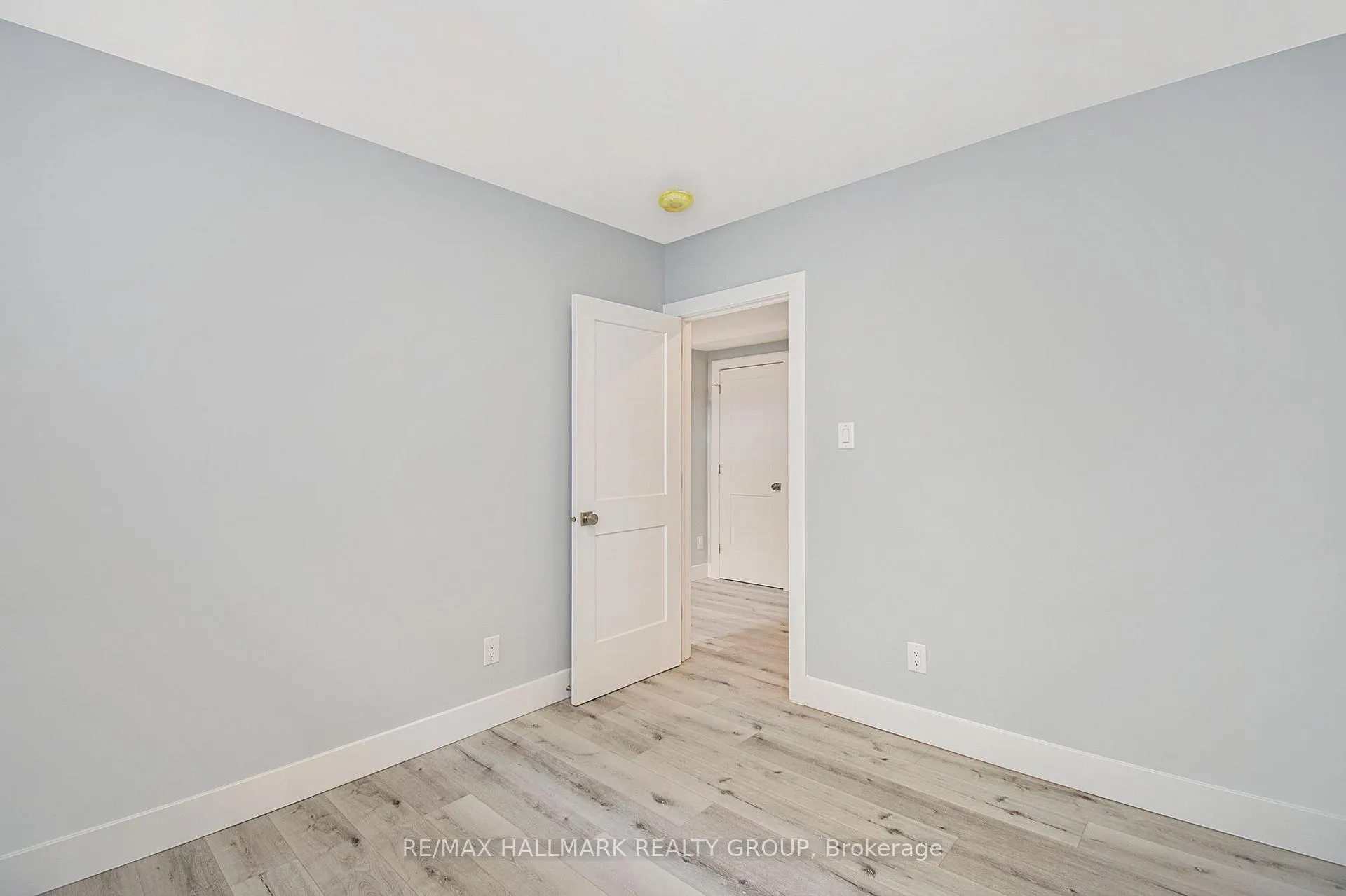 Photo 47 of 28 King George Street, Ottawa, Overbrook — HOMEH