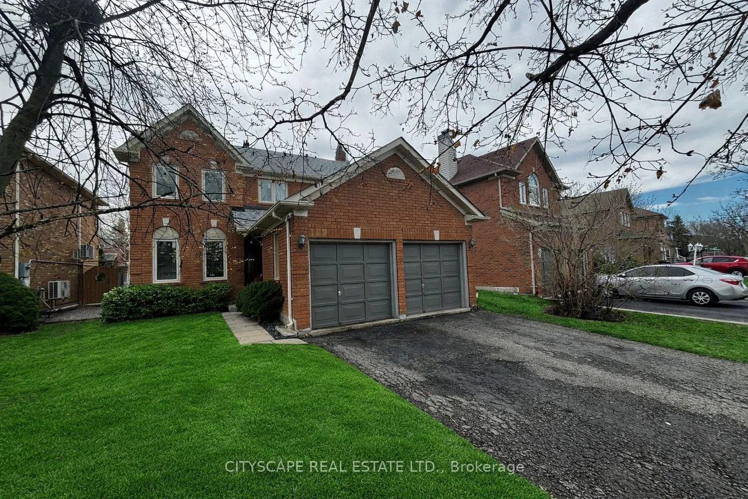 Photo 1 of 102 Snowcap Road, Brampton, Sandringham-Wellington — HOMEH