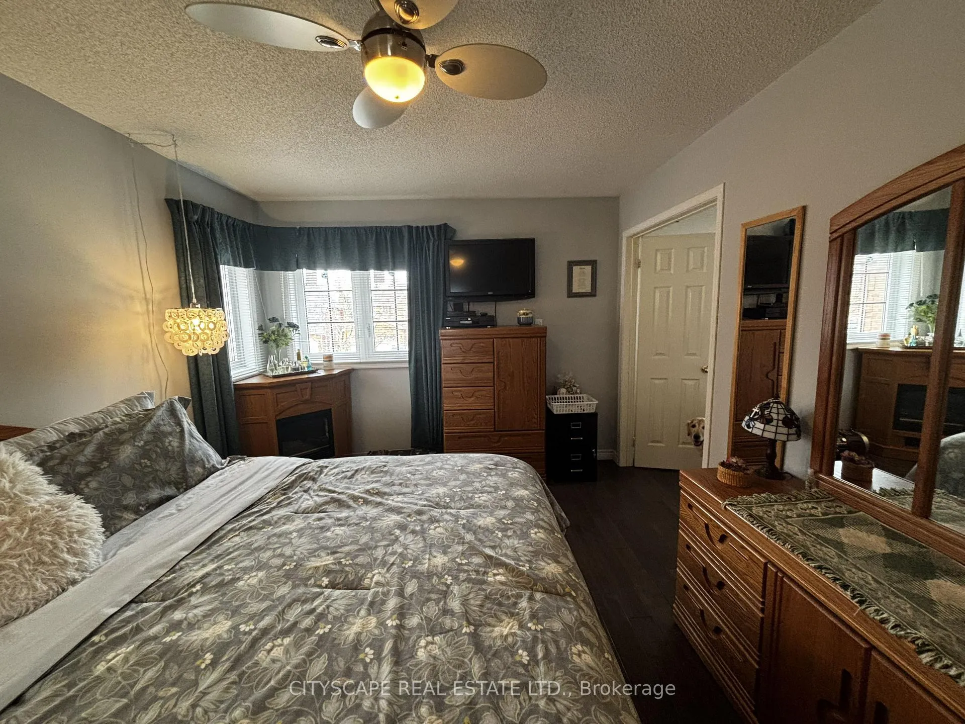 Photo 21 of 102 Snowcap Road, Brampton, Sandringham-Wellington — HOMEH