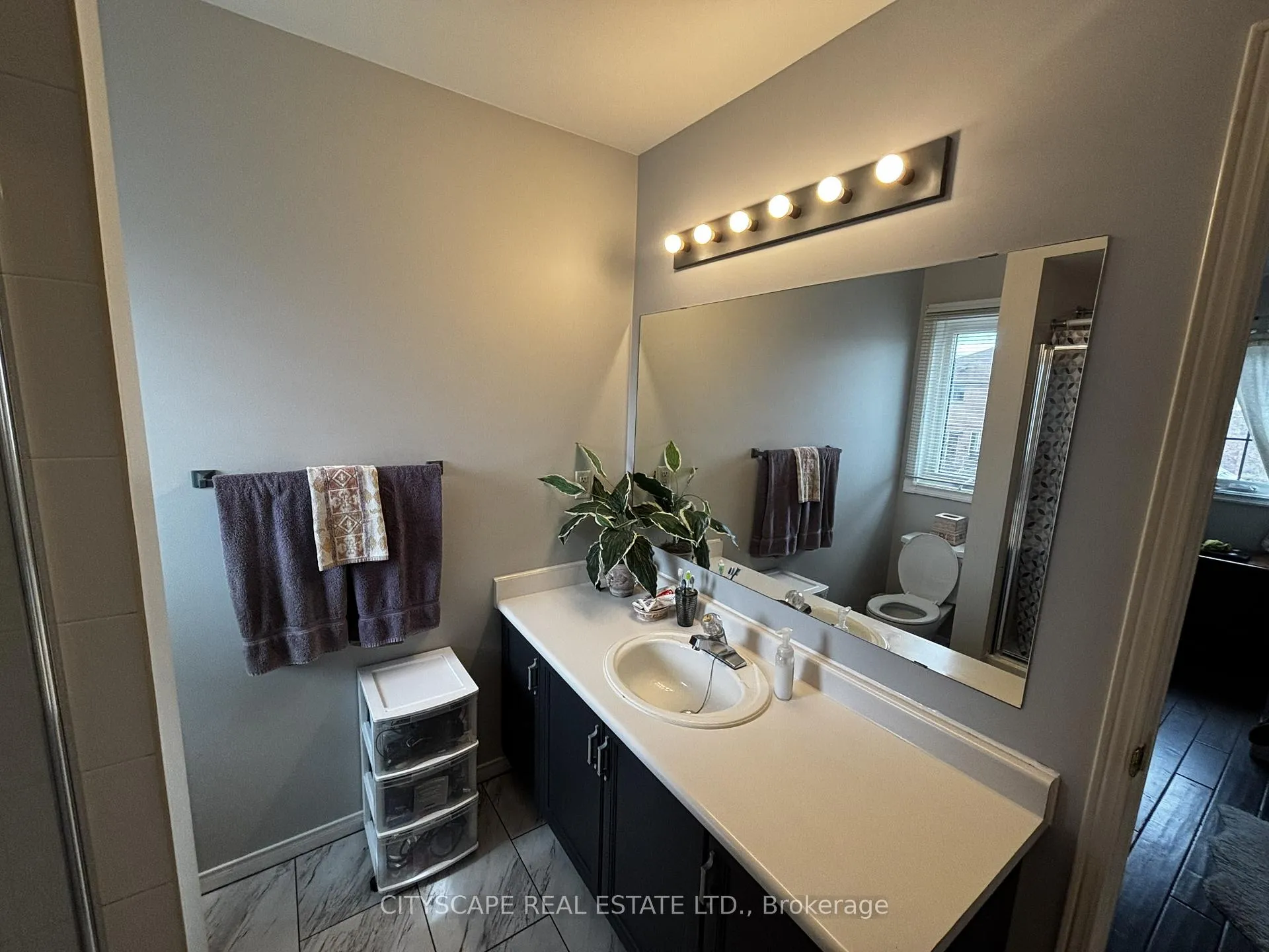 Photo 23 of 102 Snowcap Road, Brampton, Sandringham-Wellington — HOMEH