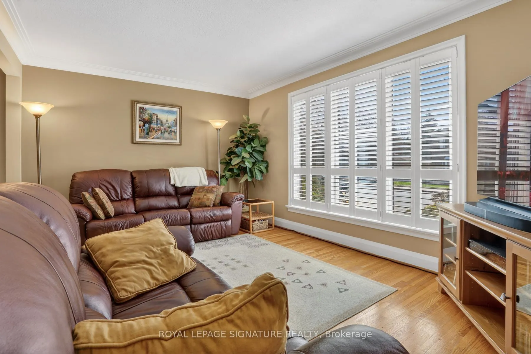 Photo 5 of 104 Ferris Road, Toronto, O'Connor-Parkview — HOMEH