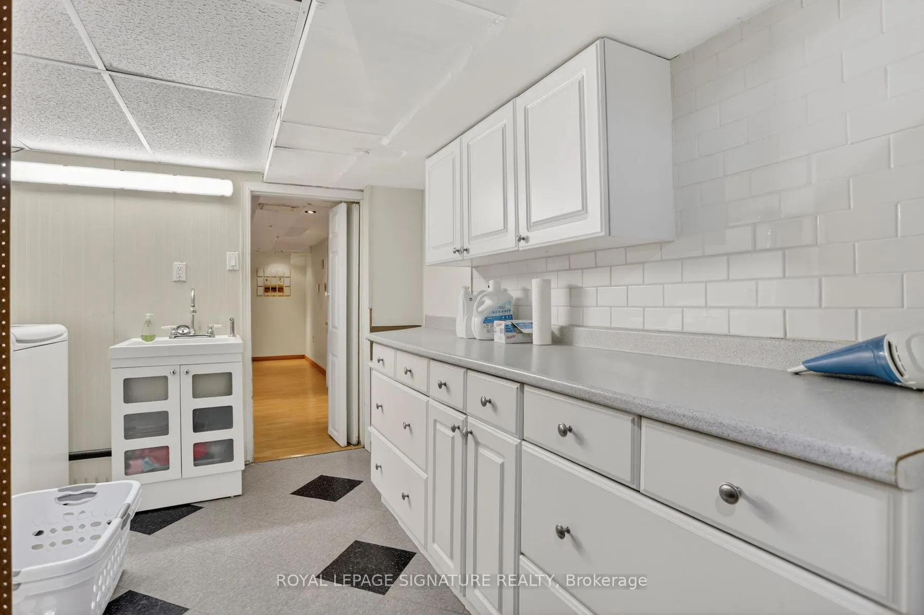 Photo 35 of 104 Ferris Road, Toronto, O'Connor-Parkview — HOMEH