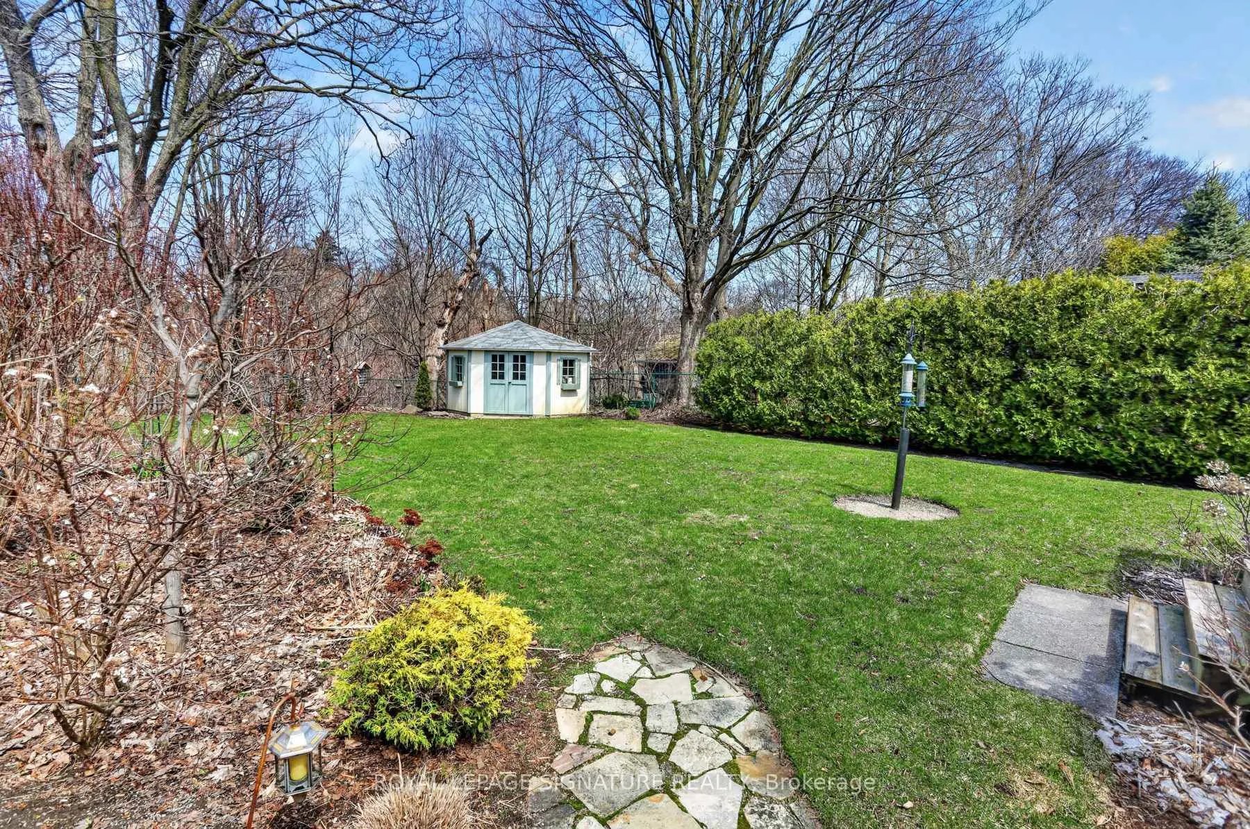 Photo 39 of 104 Ferris Road, Toronto, O'Connor-Parkview — HOMEH