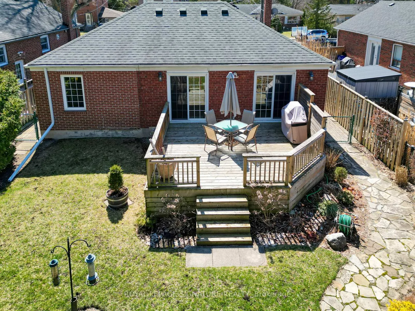 Photo 43 of 104 Ferris Road, Toronto, O'Connor-Parkview — HOMEH