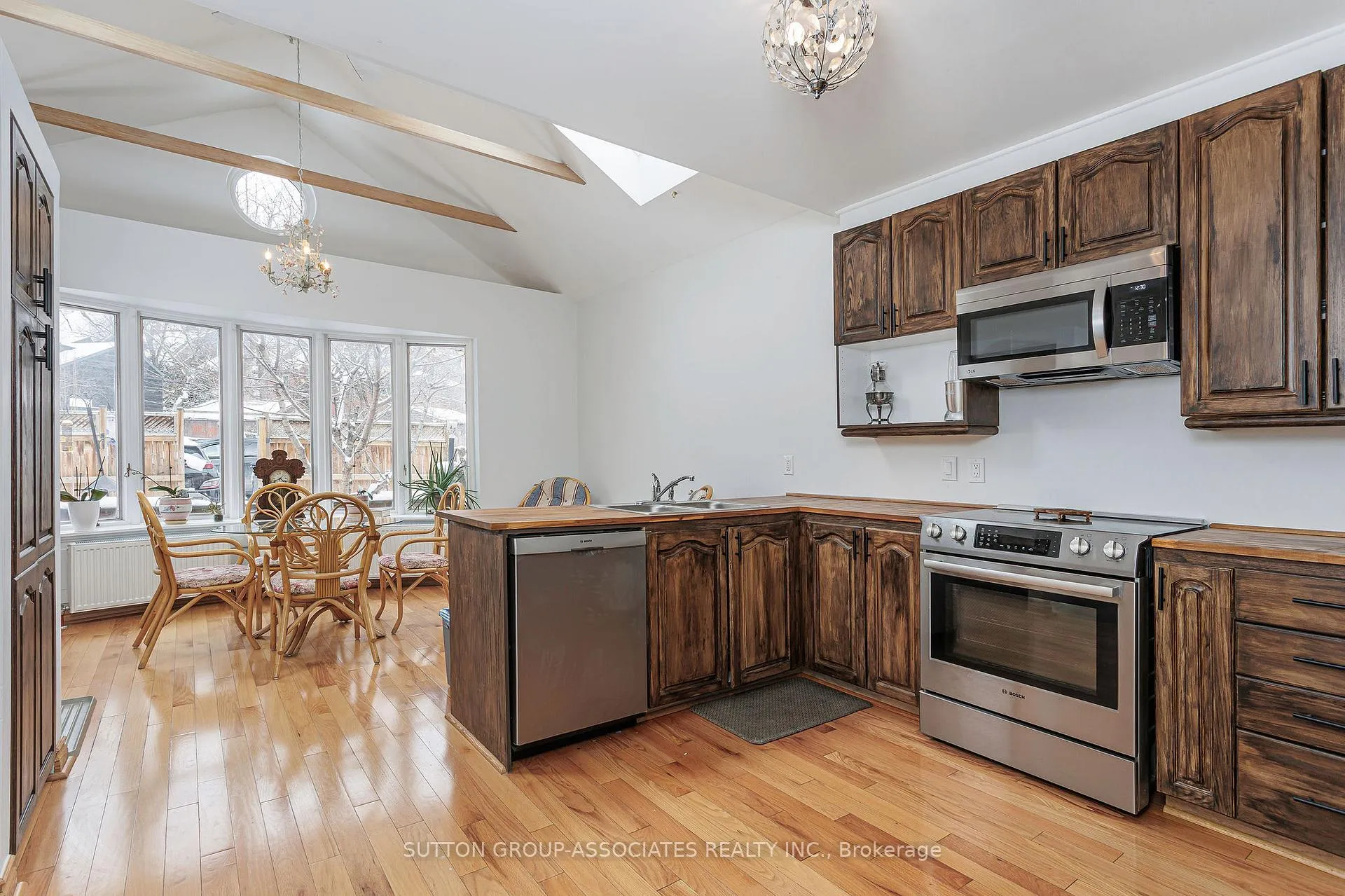 Photo 11 of 1546 King Street W, Toronto, South Parkdale — HOMEH