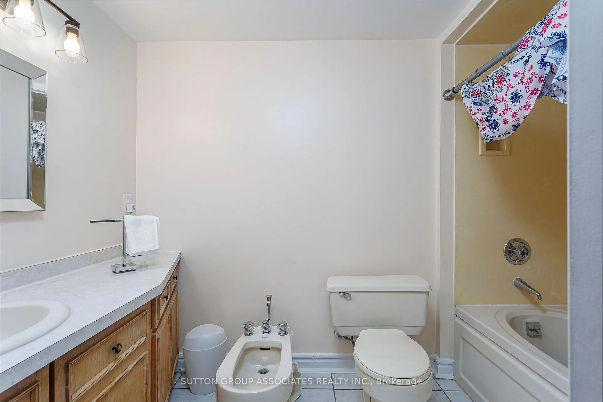 Photo 44 of 1546 King Street W, Toronto, South Parkdale — HOMEH