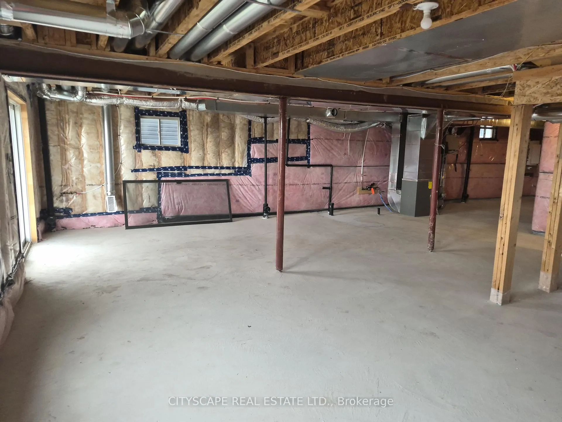 Photo 33 of 61 Starboard Crescent, Welland, Dain City — HOMEH