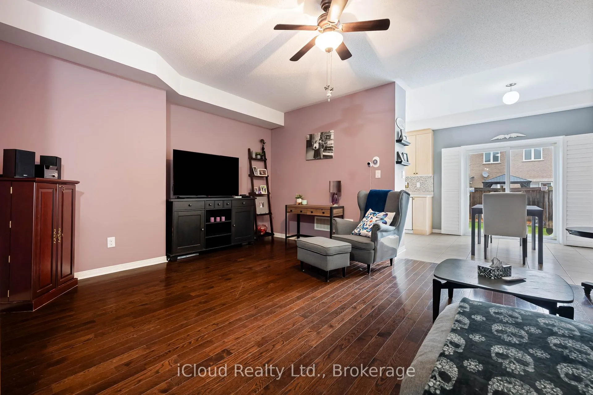 Photo 7 of 100 Goldham Way, Halton Hills, Georgetown — HOMEH