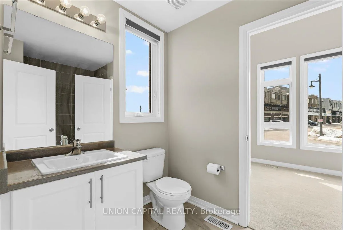 Photo 22 of 11 Sailors Landing, Clarington, Bowmanville — HOMEH