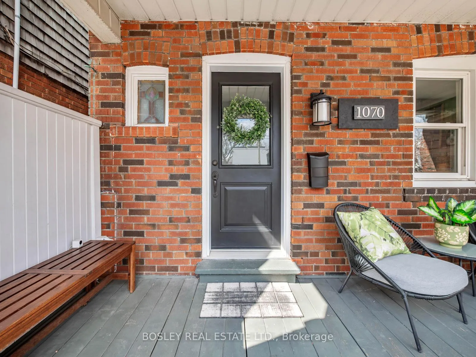 Photo 2 of 1070 Woodbine Avenue, Toronto, Danforth — HOMEH